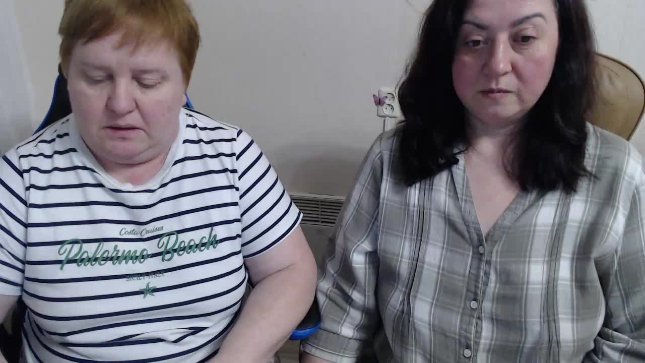 XMollyJaneEX Cam Model Chat March 26, 2026