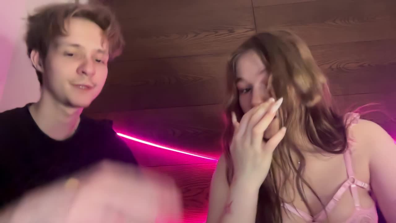 titsDestroy2007 Cam Model Chat March 26, 2026