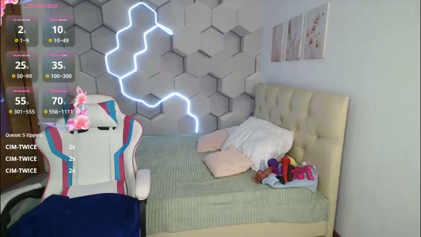 aliicemeow Cam Model Chat March 26, 2026