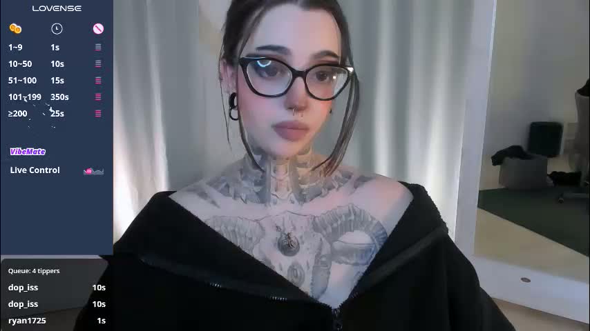 dixipixi_ Cam Model Chat March 27, 2026