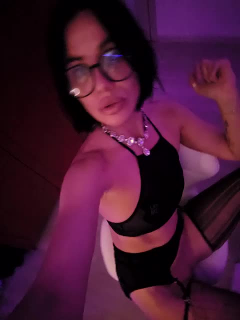 LolaAlex Cam Model Chat March 27, 2026