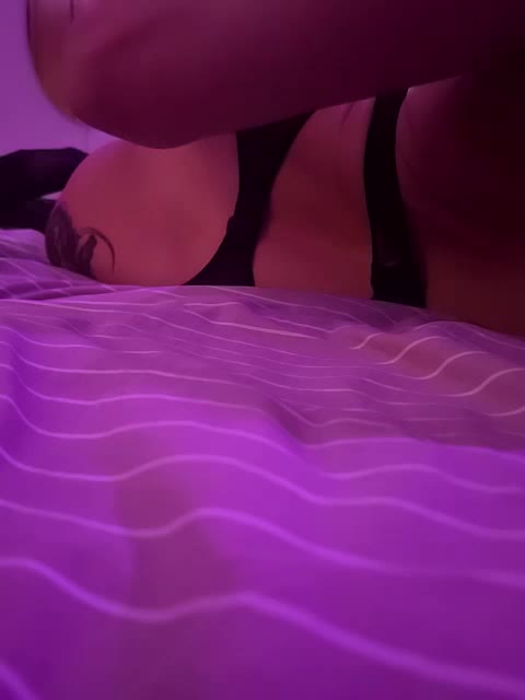 LolaAlex Cam Model Chat March 27, 2026