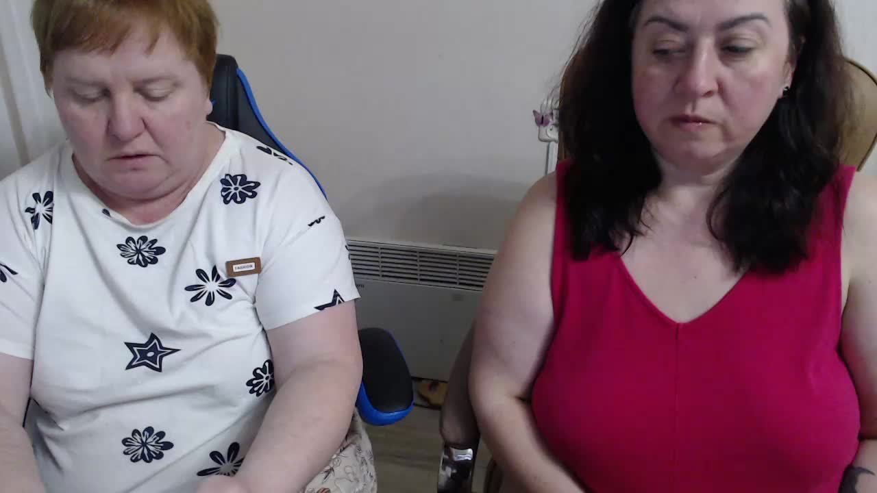 XMollyJaneEX Cam Model Chat March 27, 2026