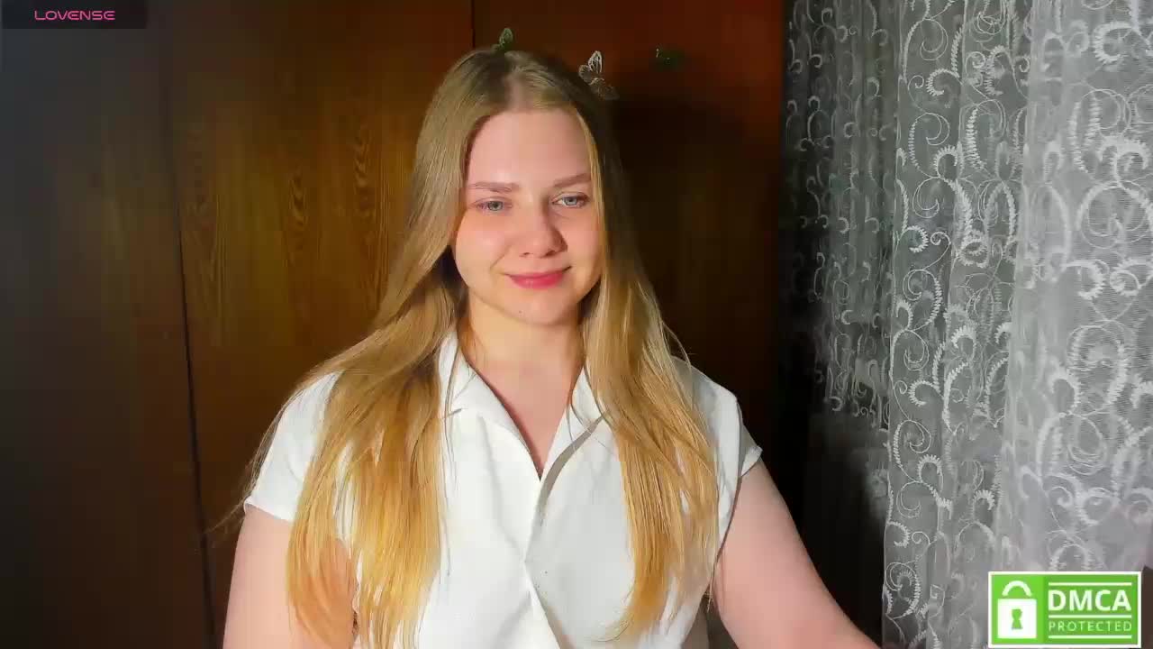 Emma-Frizea Cam Model Chat March 27, 2026