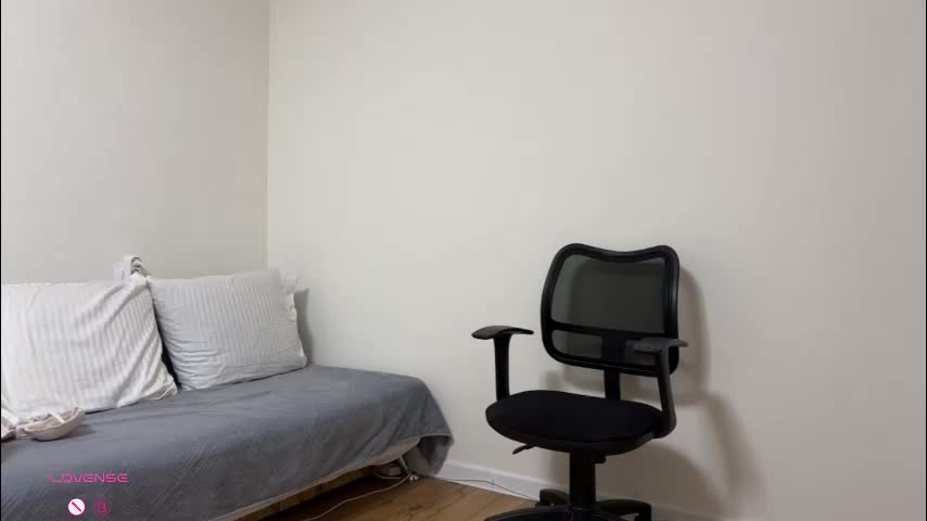 annetmoroz Cam Model Chat March 27, 2026