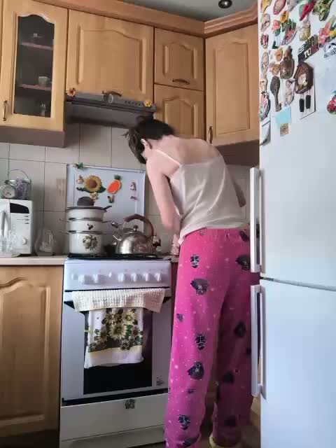 caroliiine Cam Model Chat March 27, 2026