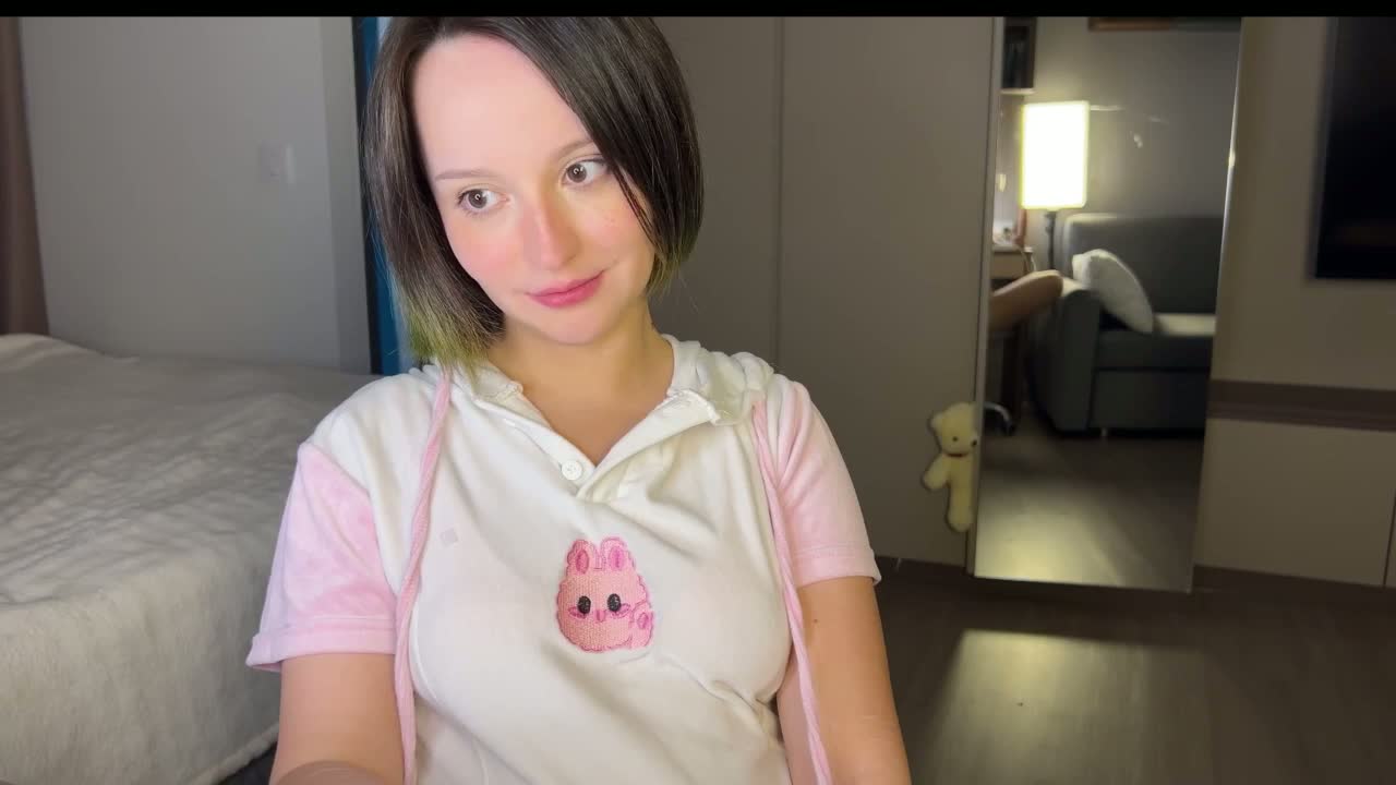 cuteeemily Cam Model Chat March 27, 2026