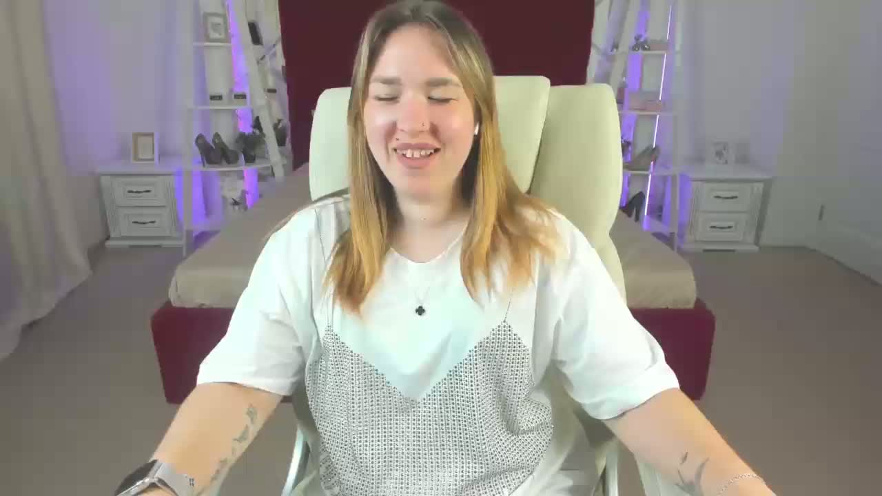 SofiiDarling Cam Model Chat March 27, 2026