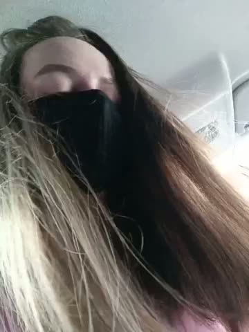 Angelia22 Cam Model Chat March 27, 2026