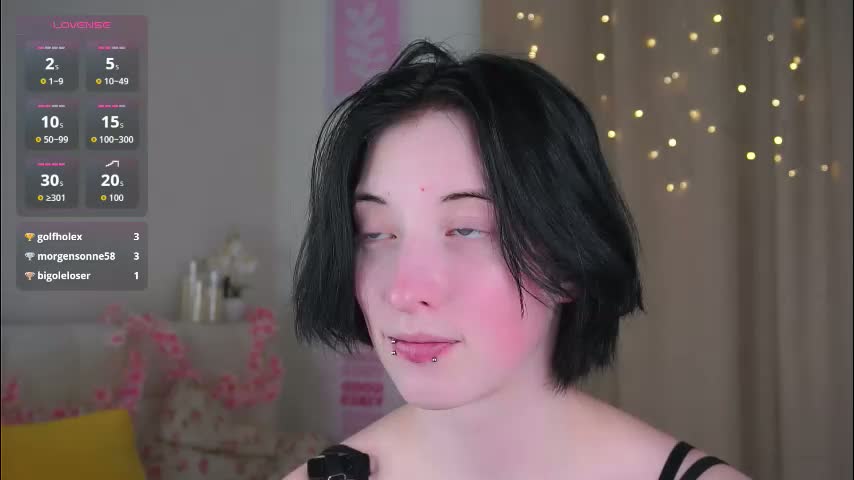 luvenianitschke Cam Model Chat March 27, 2026