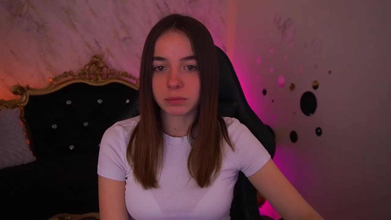 BabeDollie Cam Model Chat March 28, 2026