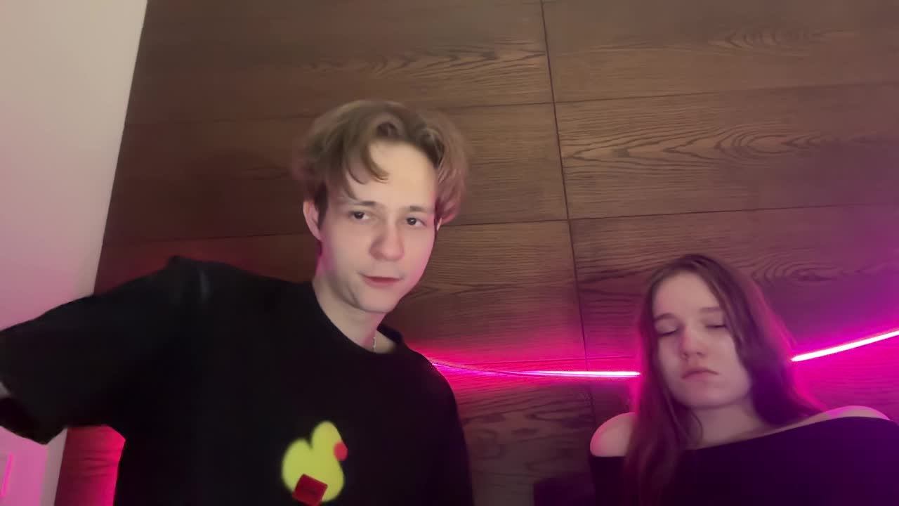 titsDestroy2007 Cam Model Chat March 28, 2026