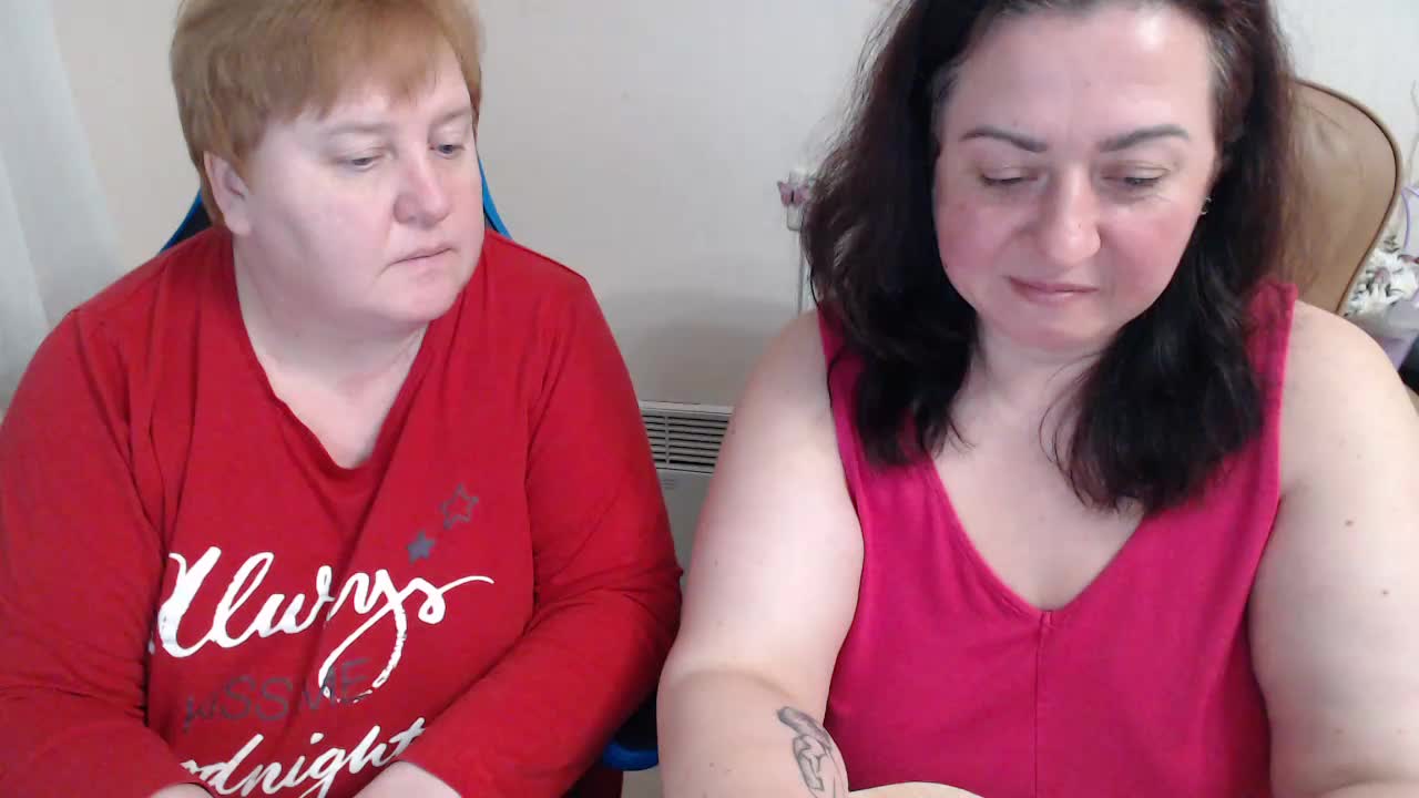 XMollyJaneEX Cam Model Chat March 28, 2026