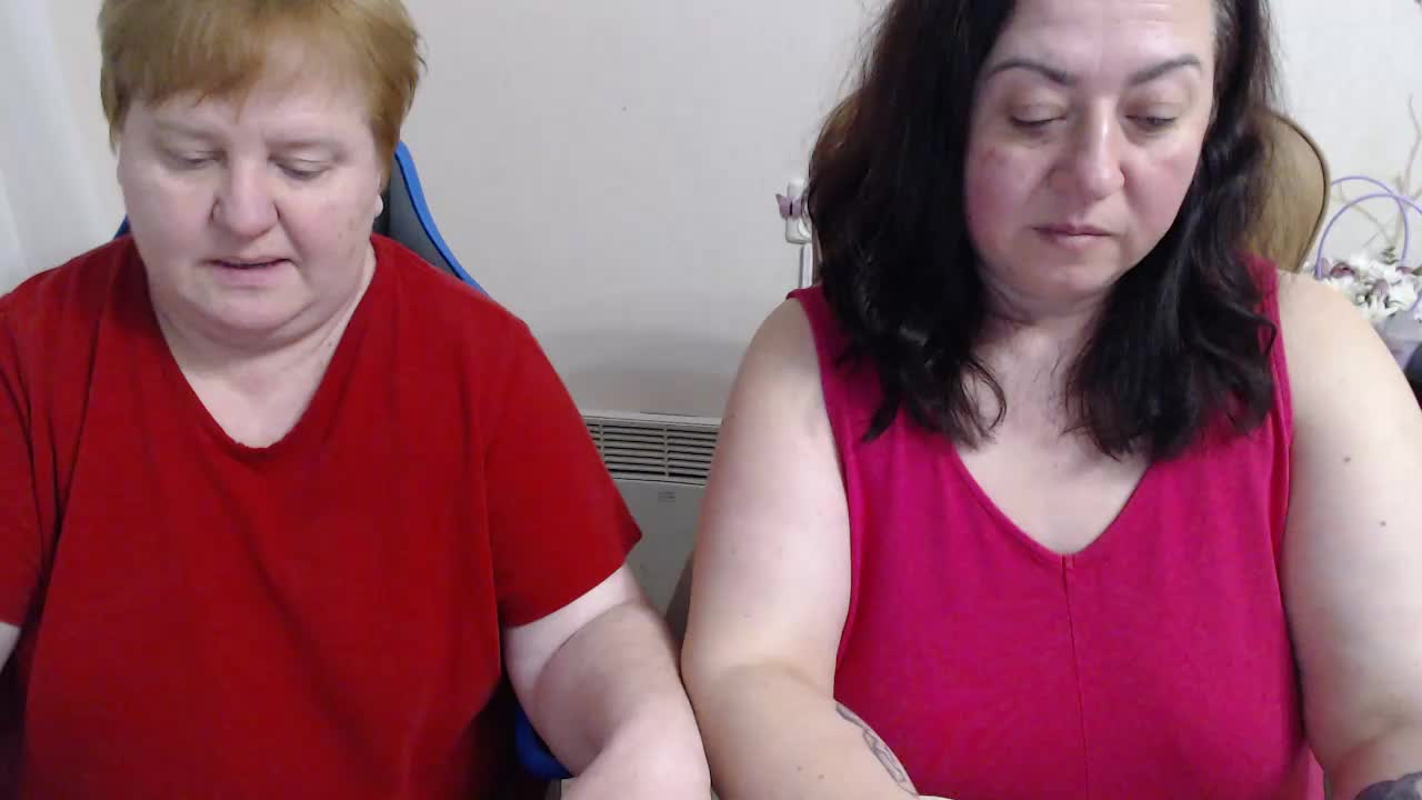 XMollyJaneEX Cam Model Chat March 28, 2026