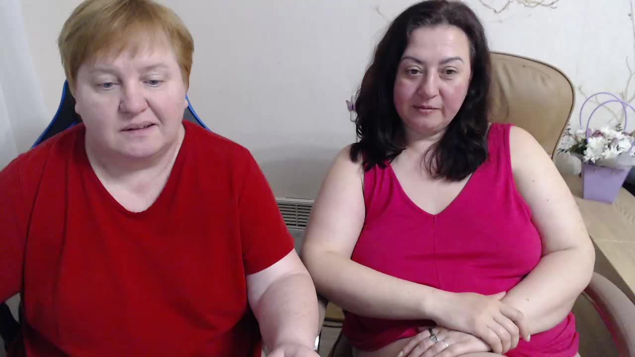XMollyJaneEX Cam Model Chat March 28, 2026