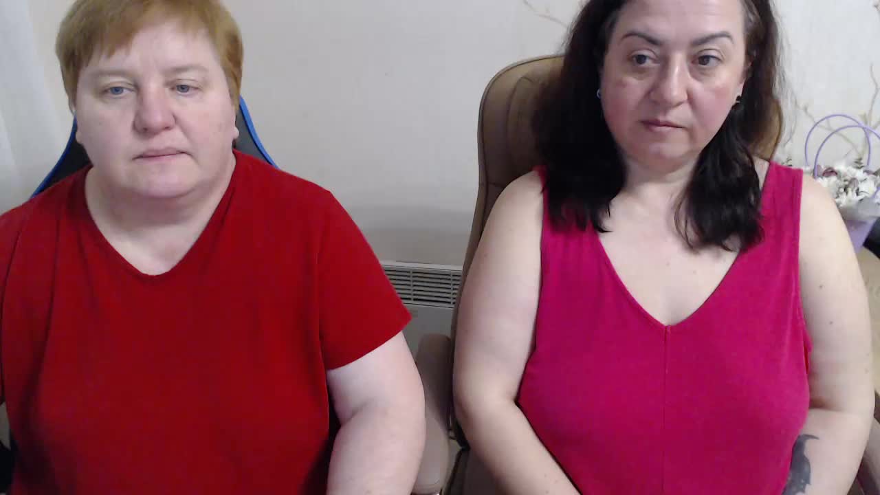 XMollyJaneEX Cam Model Chat March 28, 2026
