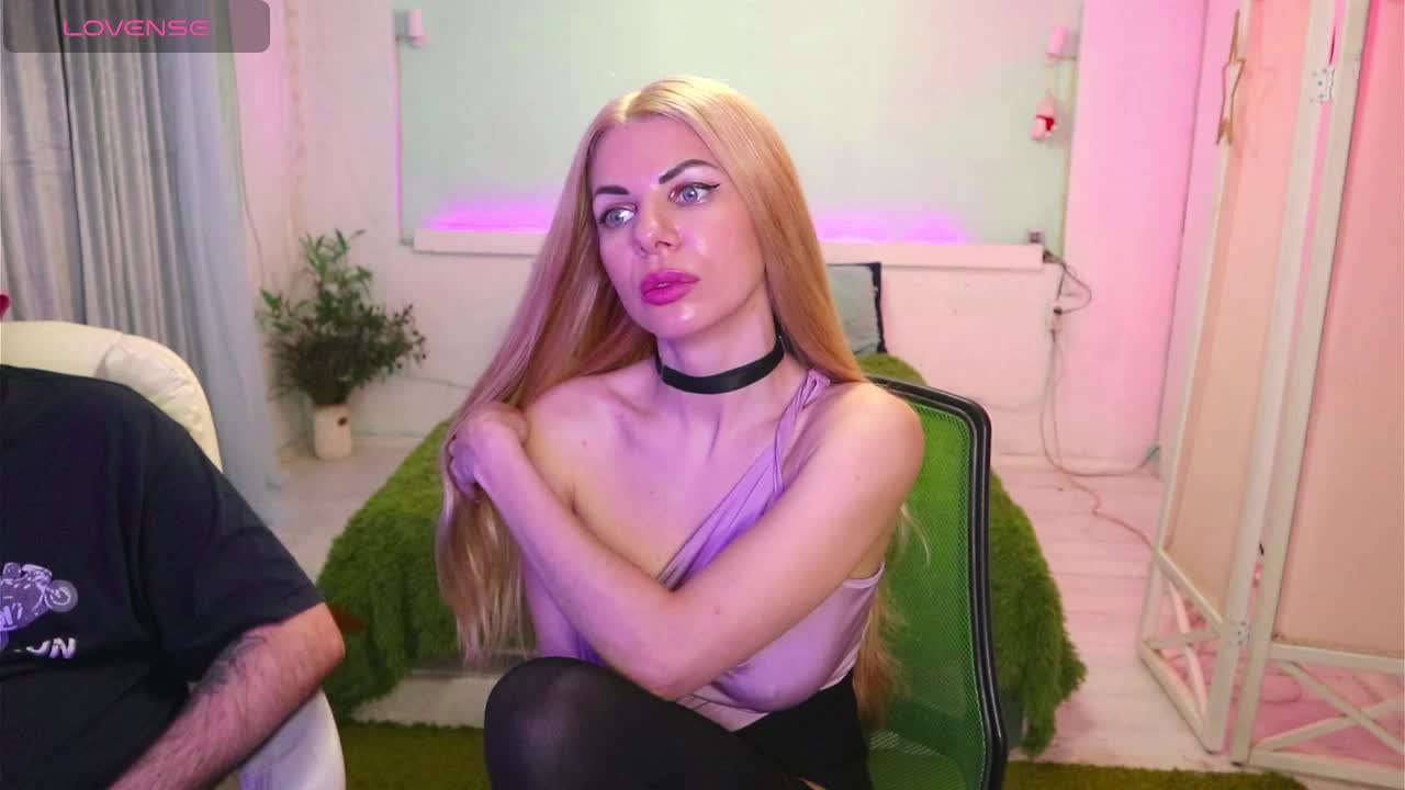 AlisaAleks Cam Model Chat March 28, 2026