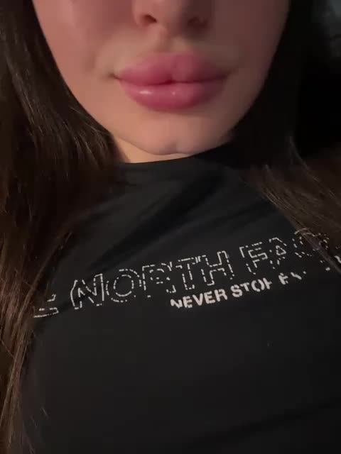 babyymommy Cam Model Chat March 28, 2026