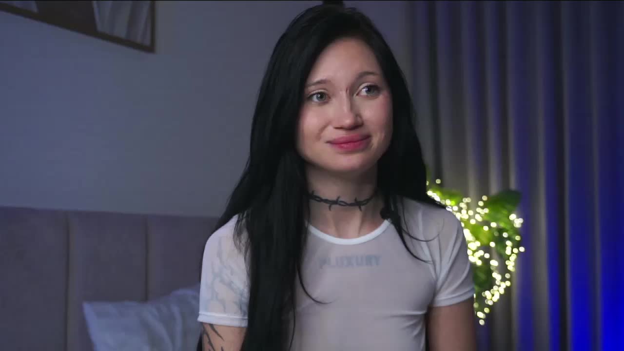 PLUXURY- Cam Model Chat March 28, 2026