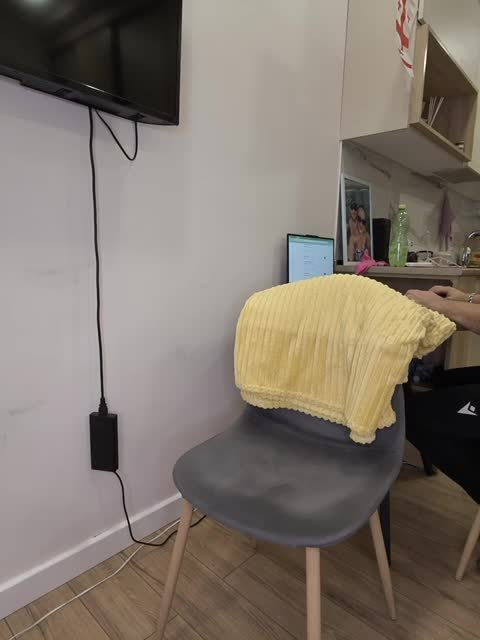 KissMyAss Cam Model Chat March 28, 2026