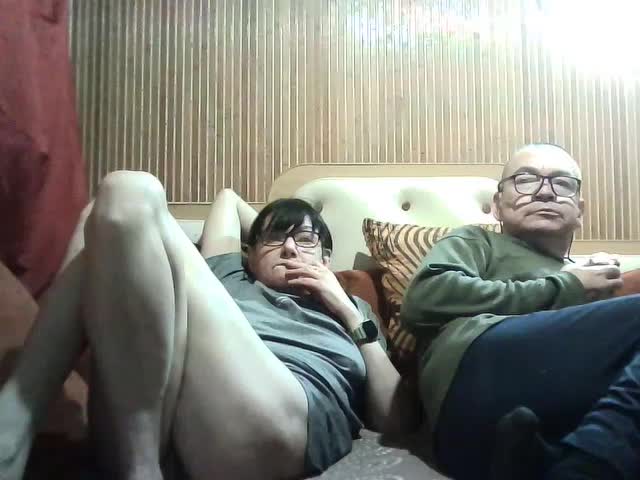 coupleofcoolx Cam Model Chat March 28, 2026