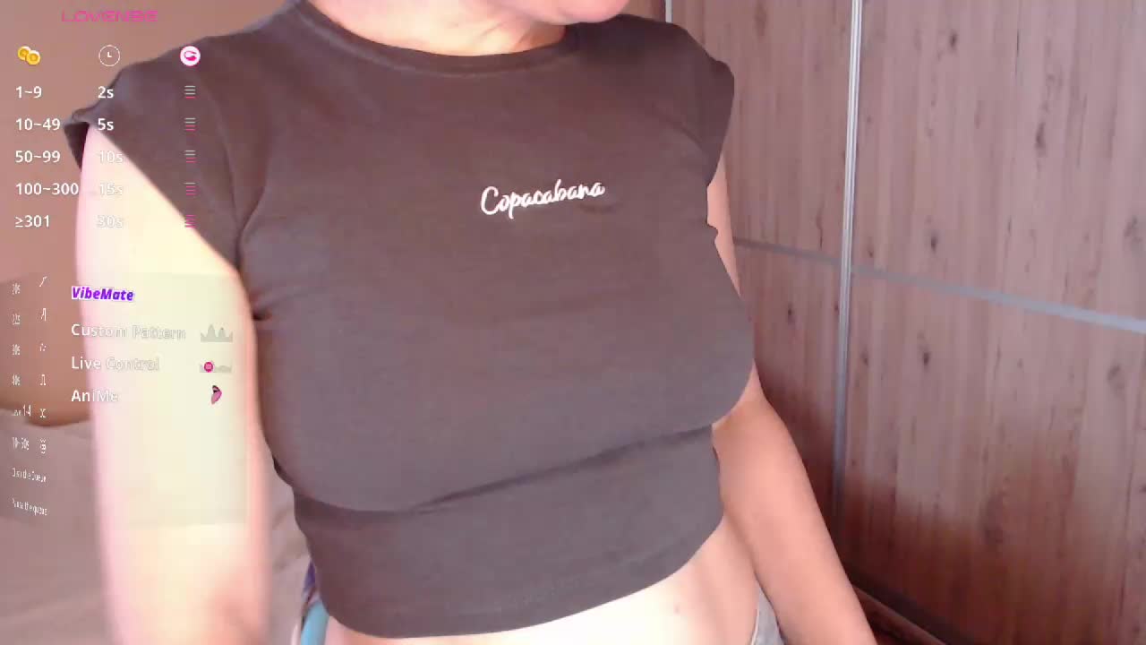 Julia99 Cam Model Chat March 28, 2026