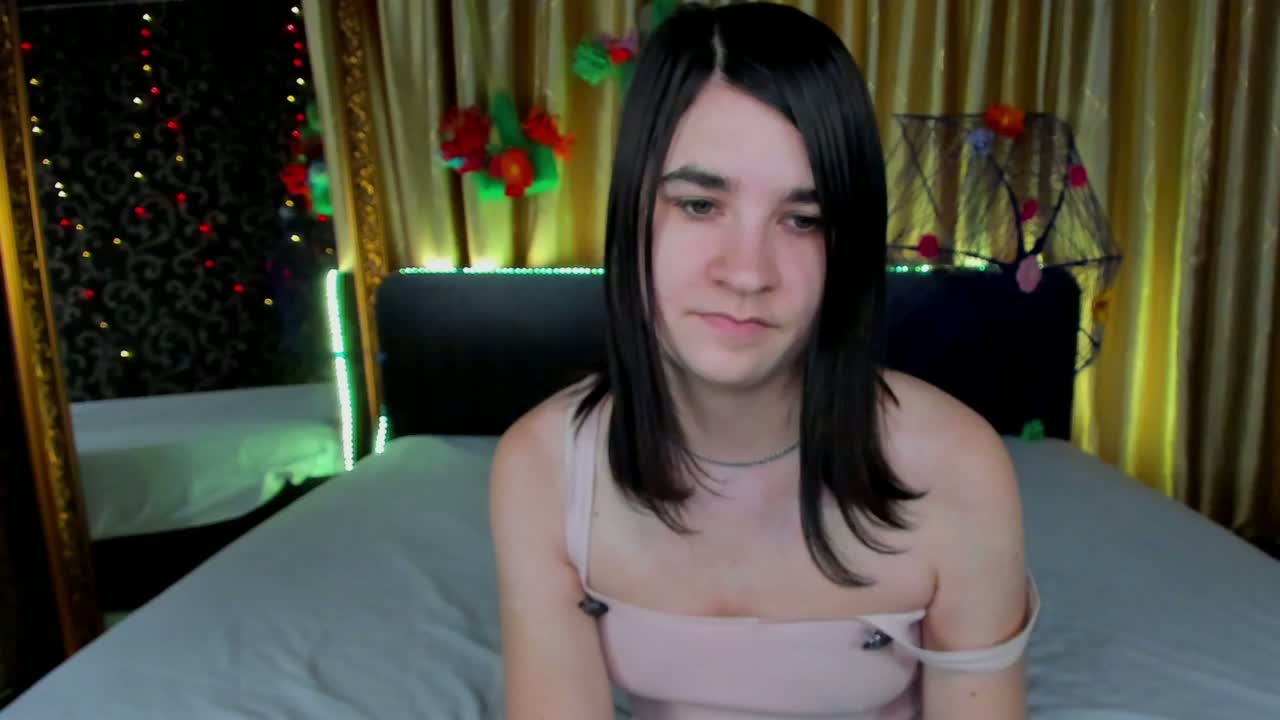 Polly-Love Cam Model Chat March 28, 2026