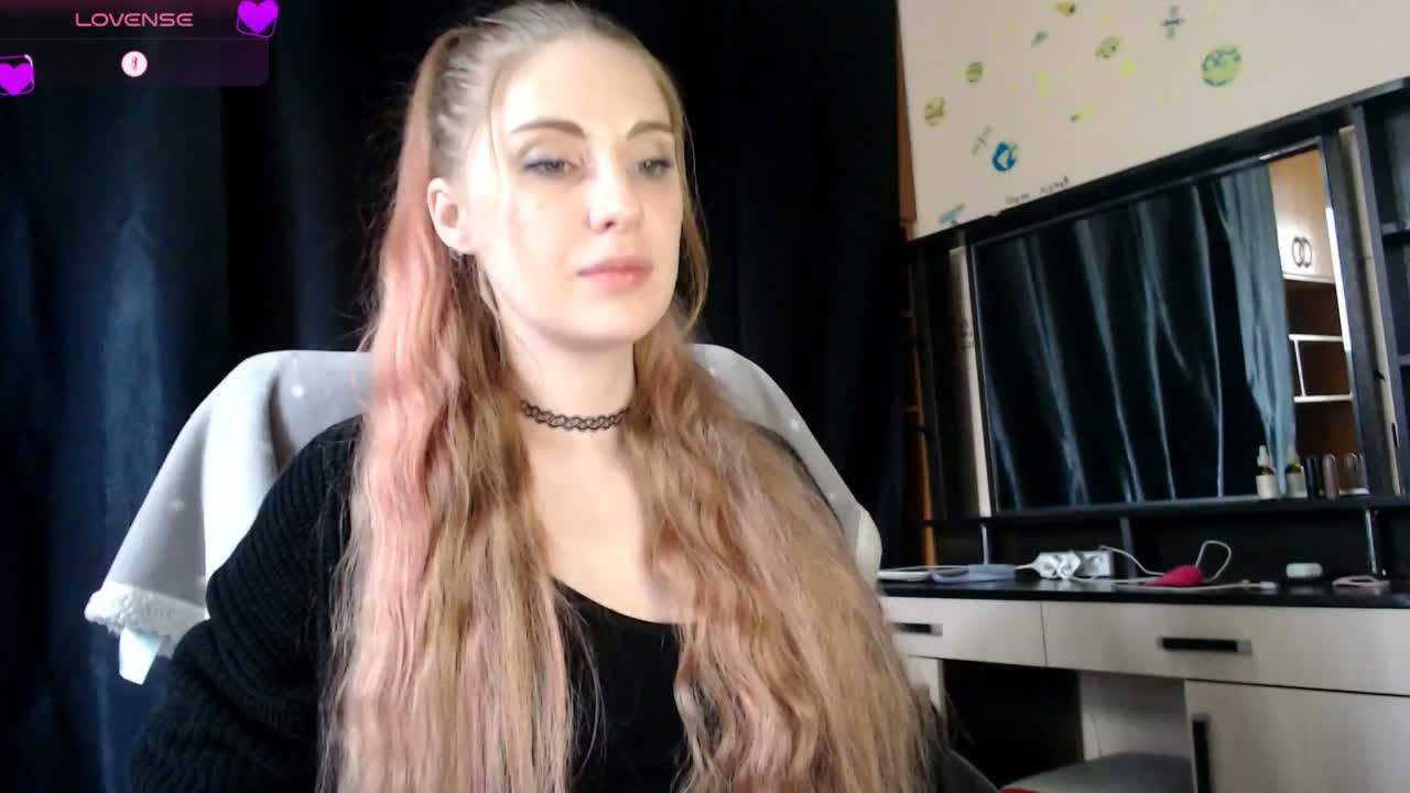 likeAflower Cam Model Chat March 29, 2026