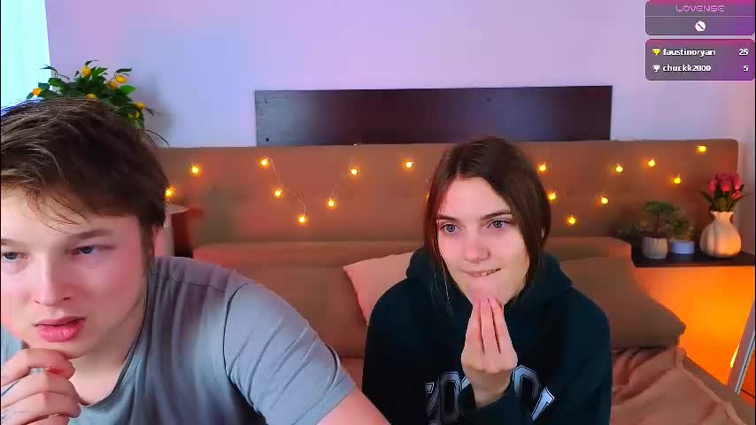 ollistiw Cam Model Chat March 30, 2026