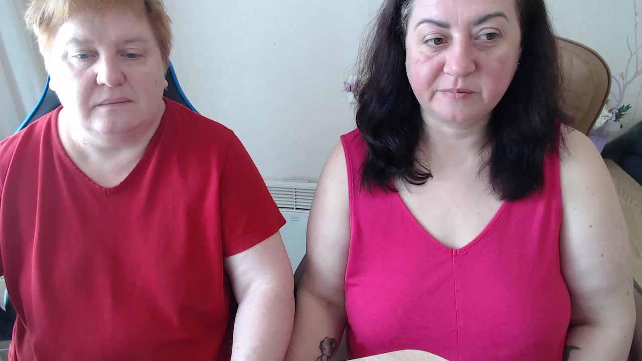 XMollyJaneEX Cam Model Chat March 30, 2026