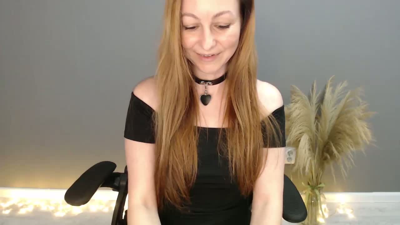 MyatnayaCkazka Cam Model Chat March 30, 2026