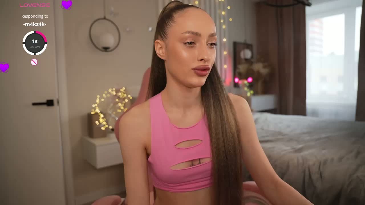 MilaLuxury Cam Model Chat March 30, 2026