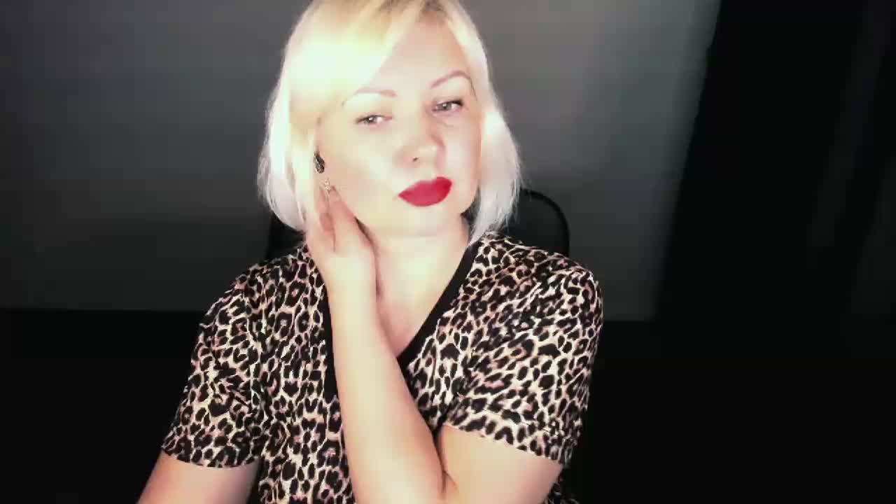 AngelaAngela Cam Model Chat March 30, 2026