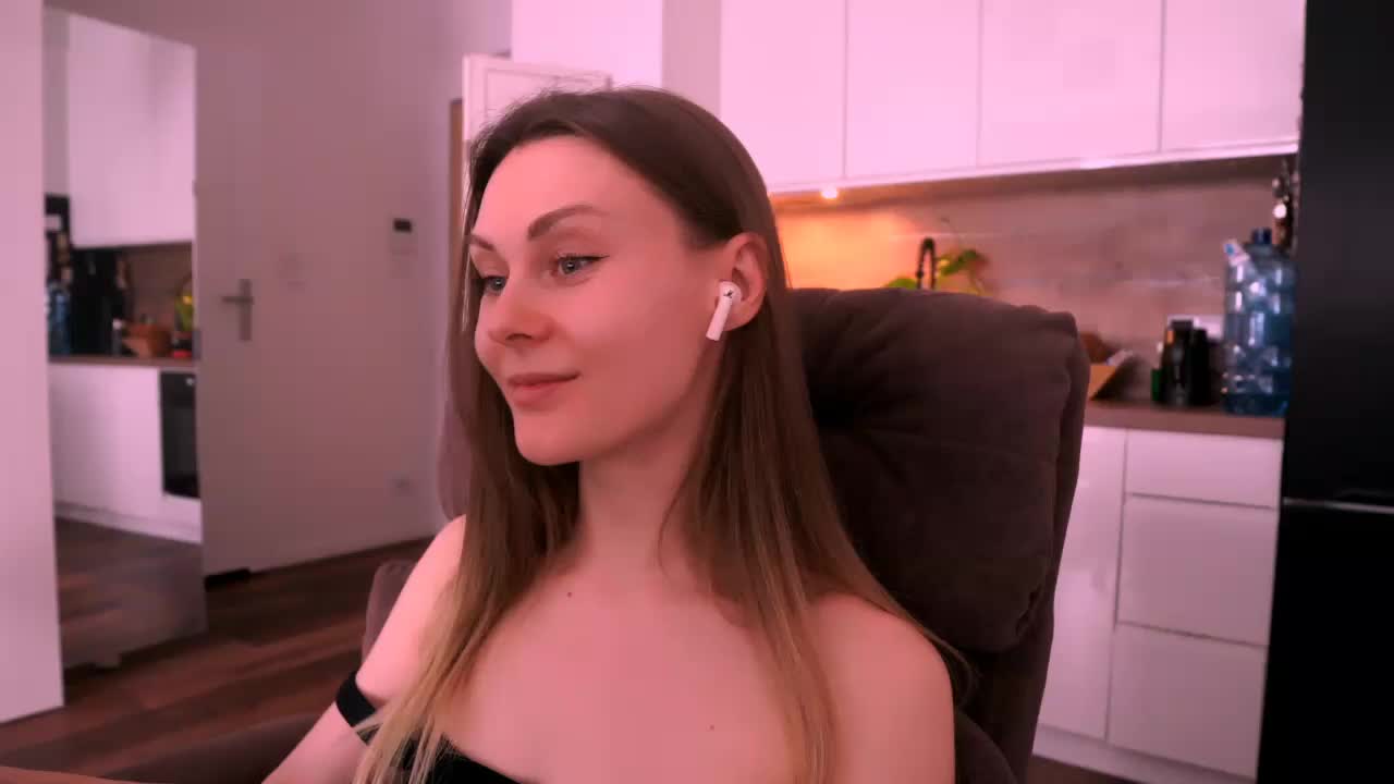 DAI_TOKENY Cam Model Chat March 31, 2026