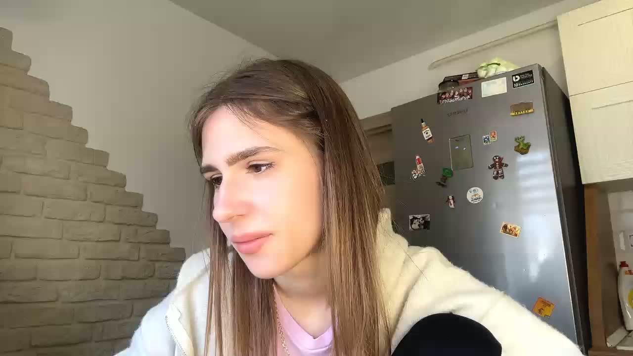 AshantiBadolato Cam Model Chat March 31, 2026