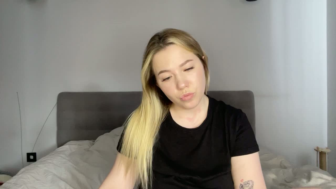 AlyraSun Cam Model Chat March 31, 2026