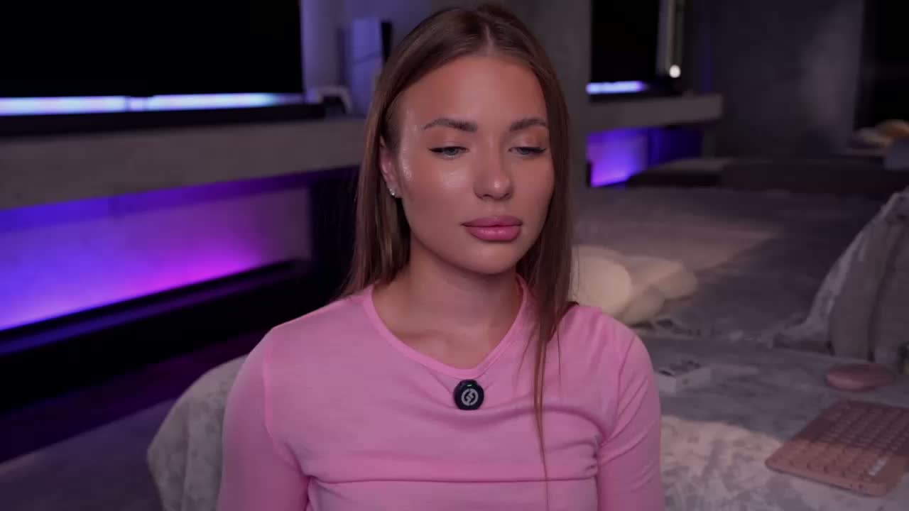 AlexisGrays Cam Model Chat March 31, 2026