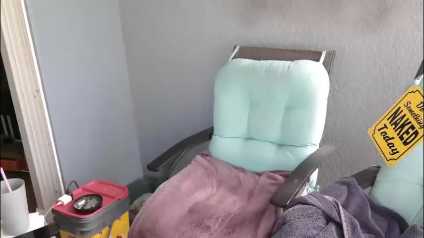 smallpenisbigtongue Cam Model Chat March 31, 2026