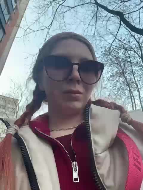 Na-izi Cam Model Chat March 31, 2026