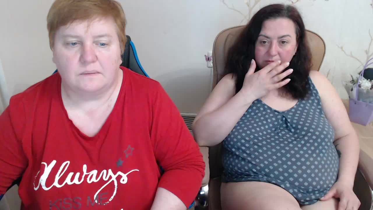 XMollyJaneEX Cam Model Chat March 31, 2026