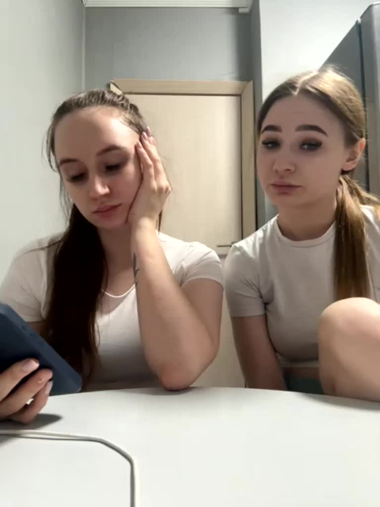 Kira_Sofia Cam Model Chat March 31, 2026
