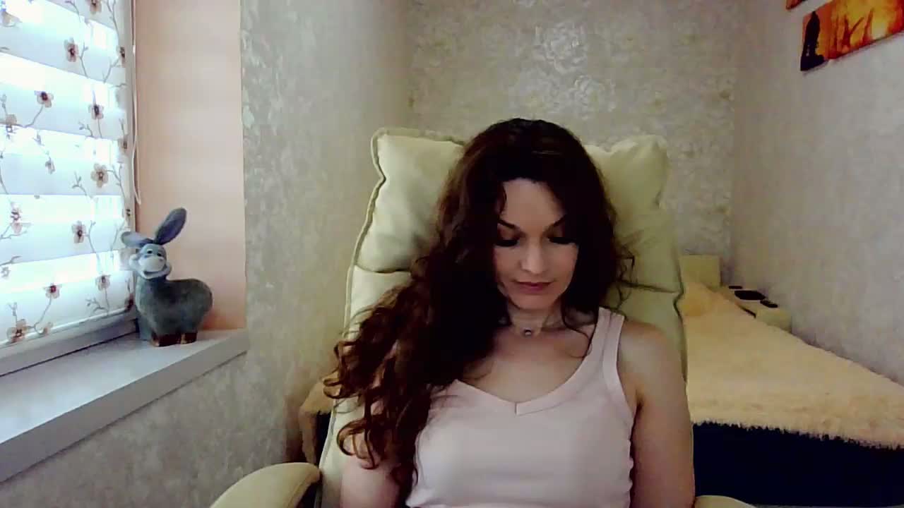 smilesss Cam Model Chat April 1, 2026