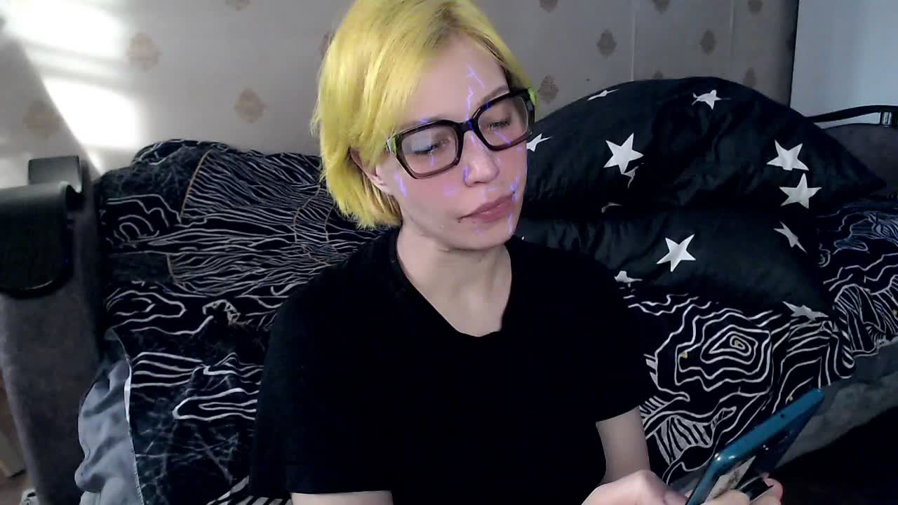 Yrriel_Autist Cam Model Chat April 1, 2026