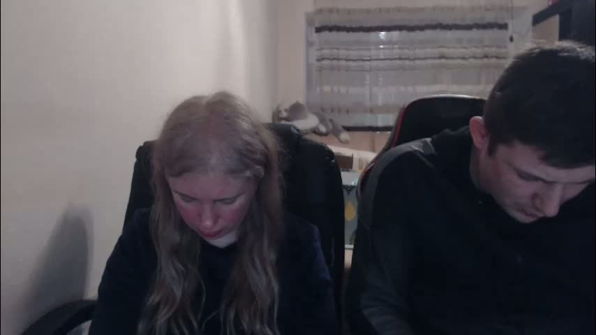 jenisandpeter Cam Model Chat April 1, 2026