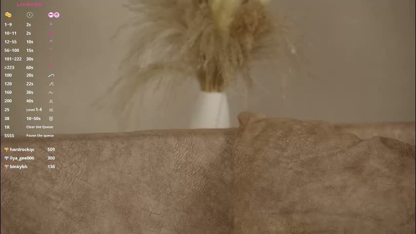 jennyplaudis_ Cam Model Chat April 1, 2026