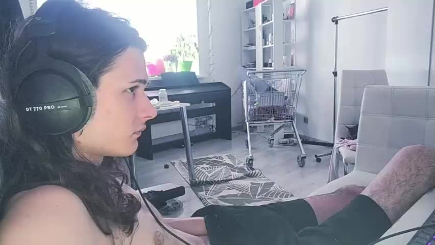 abobus123 Cam Model Chat April 1, 2026