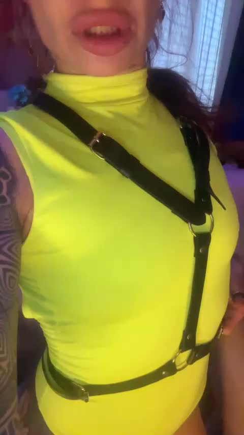 Neulovimie Cam Model Chat April 1, 2026