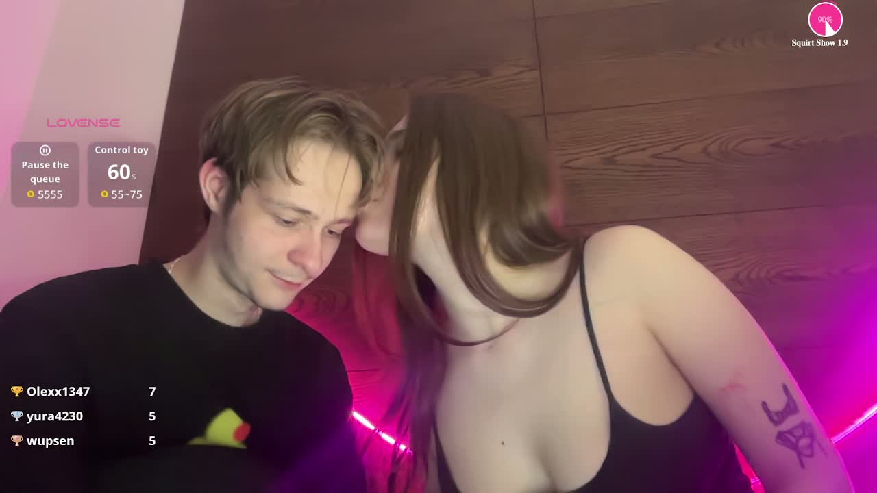 titsDestroy2007 Cam Model Chat April 1, 2026