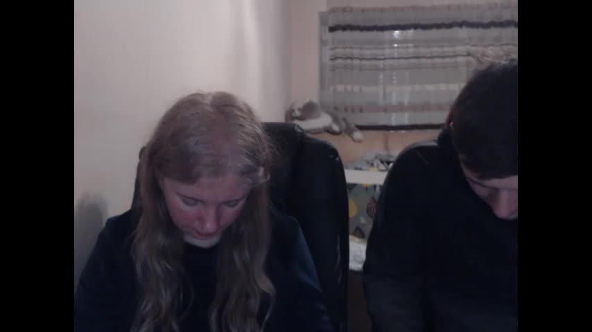 jenisandpeter Cam Model Chat April 2, 2026