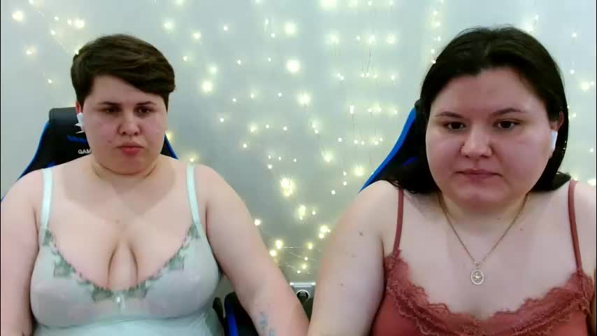 beckyandellen Cam Model Chat April 2, 2026
